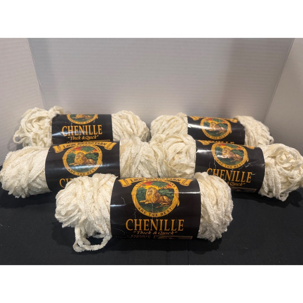 Lion Brand Chenille Thick & Quick Yarn Antique White 098 Lot of 5 Skeins USA